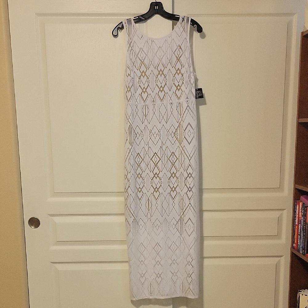 Simply Styled White Geometric Dress